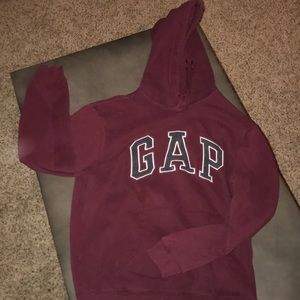 BURGUNDY GAP HOODIE